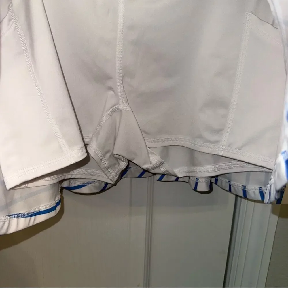 Vineyard Vines White and Blue Ruffled Trumpet Mini Skort skirt/short